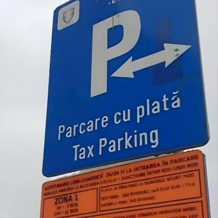 Center Nr 5 * Braşov